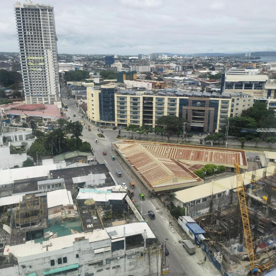 Avida Davao Condos, Downtown Cm Recto Avenue, Davao City Exteriör bild